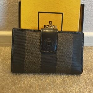 Fendi Kisslock Pequin Wallet With Box​​​​​​​